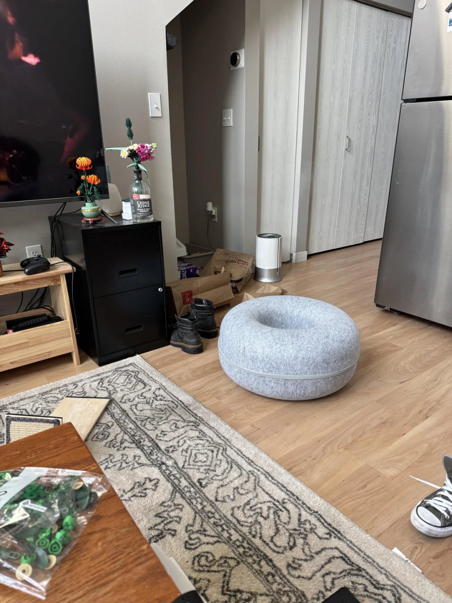 Mezi smajlíky se skrývá jeden s jiným výrazem